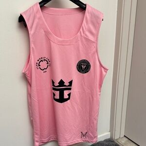 Men’s new large slim Pink Sleeveless Top (never worn )